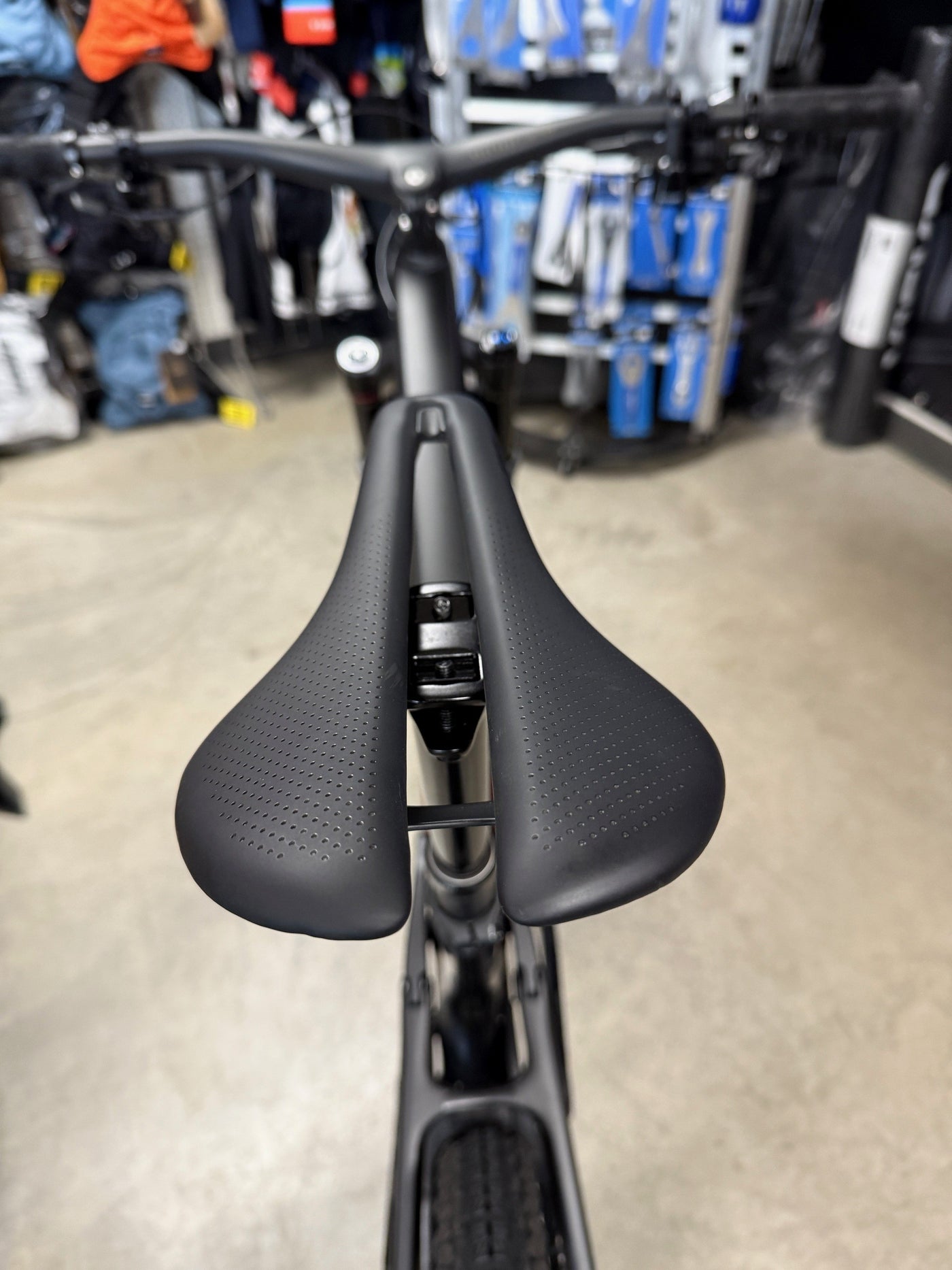 2025 TREK TOP FUEL 9.9 XTR  Gen 4  M/L Frame 29" Wheels 1x12 Speed Matte Black