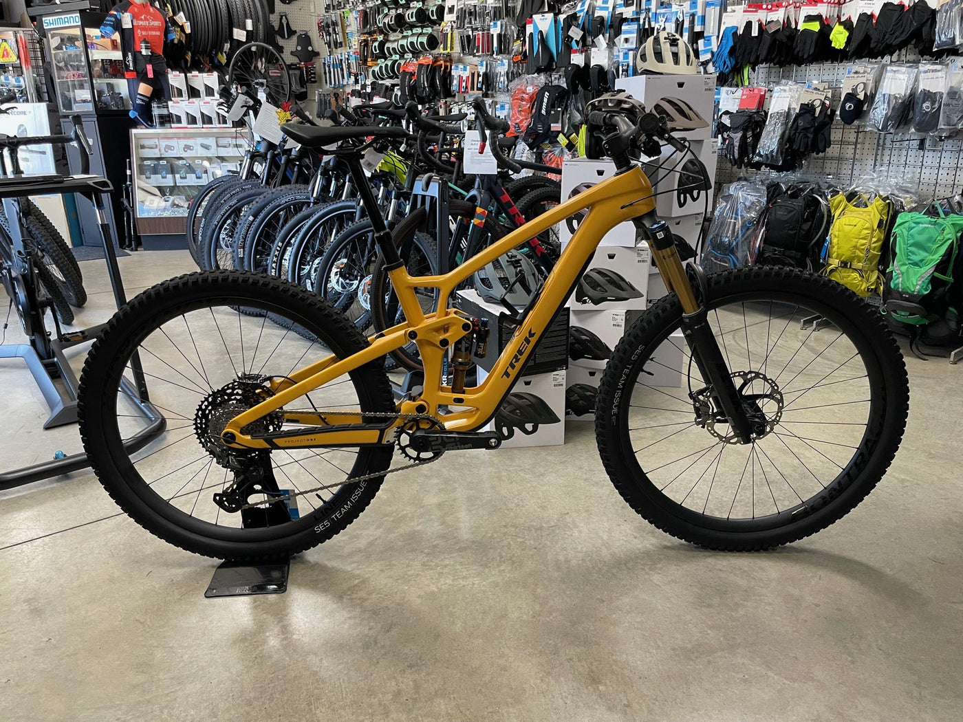 2023-2024 TREK FUEL EX 9.9 XTR M/L Frame 29" 1x12 Speed Baja Yellow Gen 6