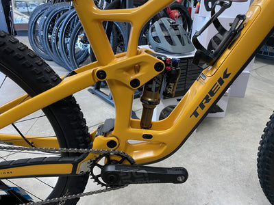 2023-2024 TREK FUEL EX 9.9 XTR M/L Frame 29" 1x12 Speed Baja Yellow Gen 6